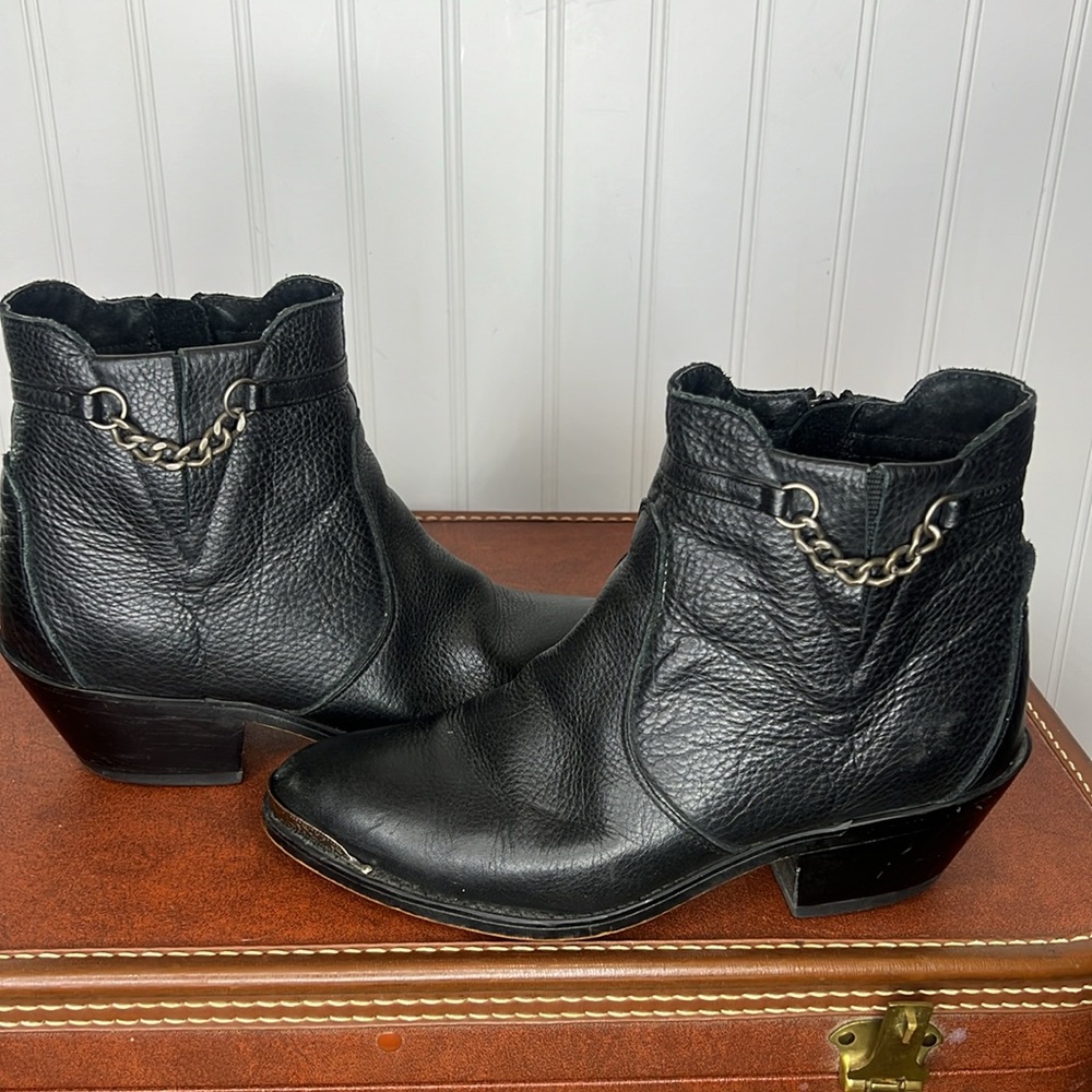 Durango Black Leather Western Booties Size 6